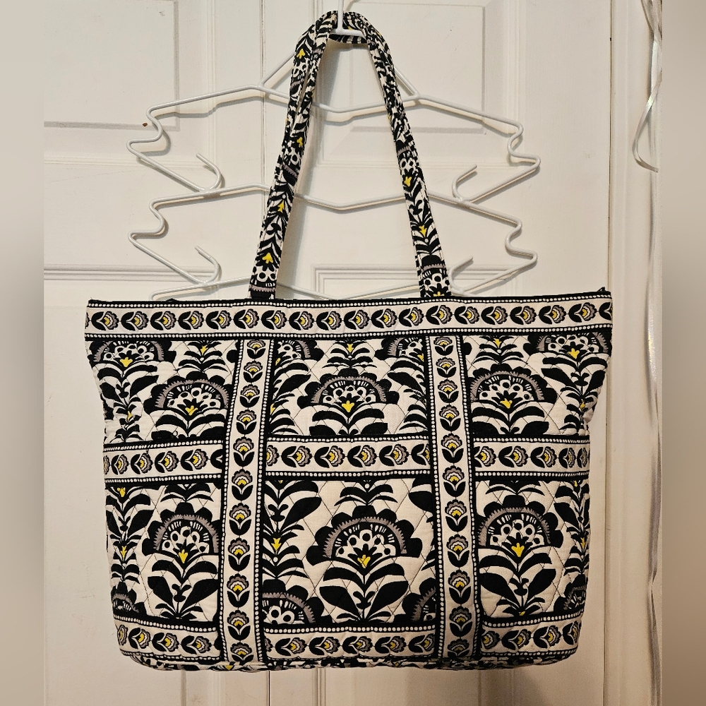 #007- VERA BRADLEY- Black, Yellow, and White Tote Bag